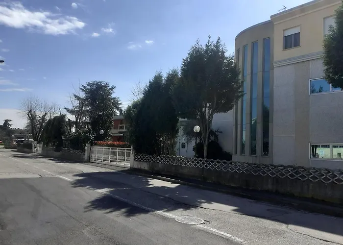 Gold House * Maranello